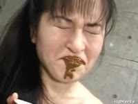 Japanese babe gets invited to a poop party